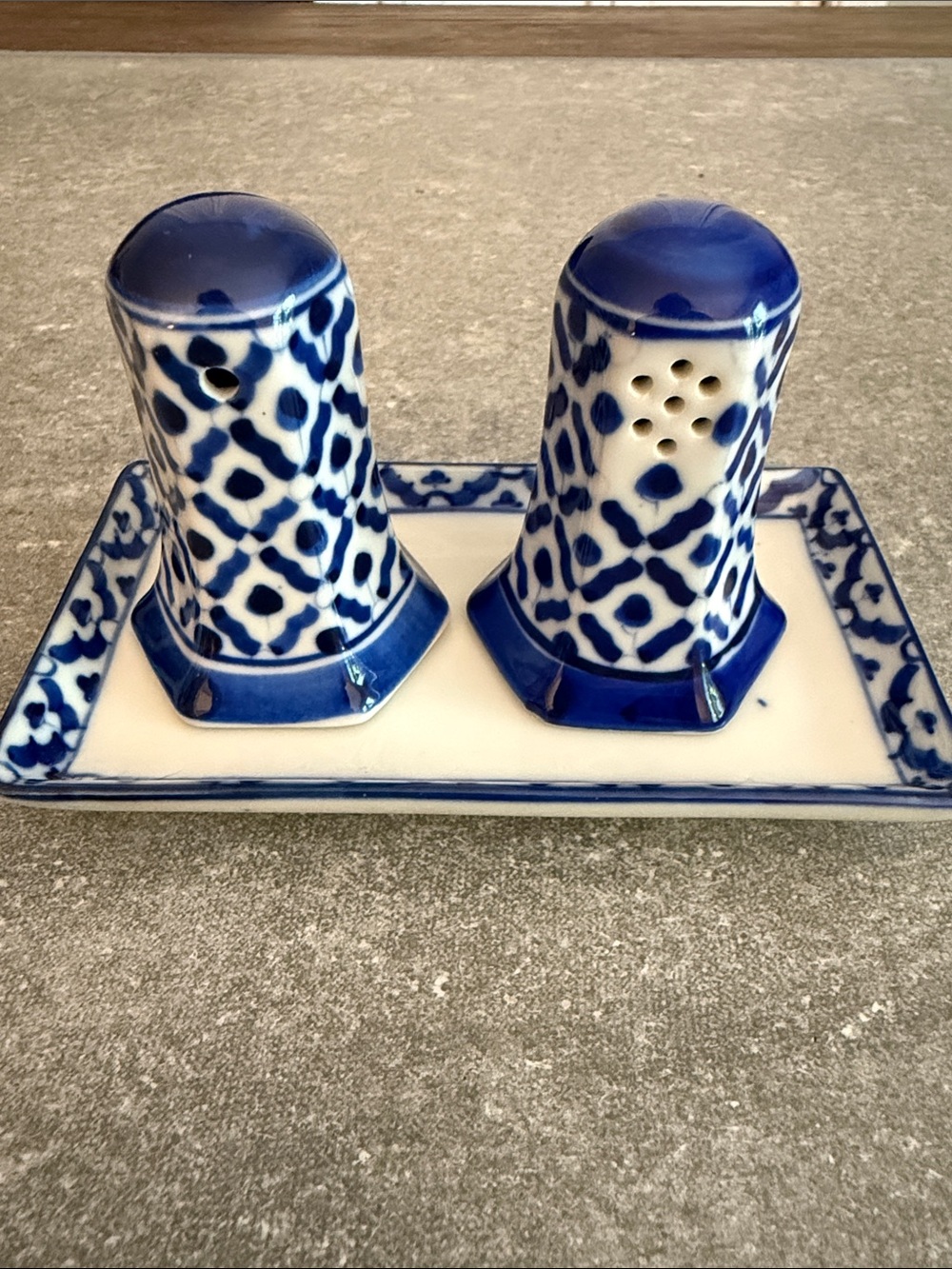 Blue And White Vintage Salt and Pepper Shakers with Dish Made in Thailand
